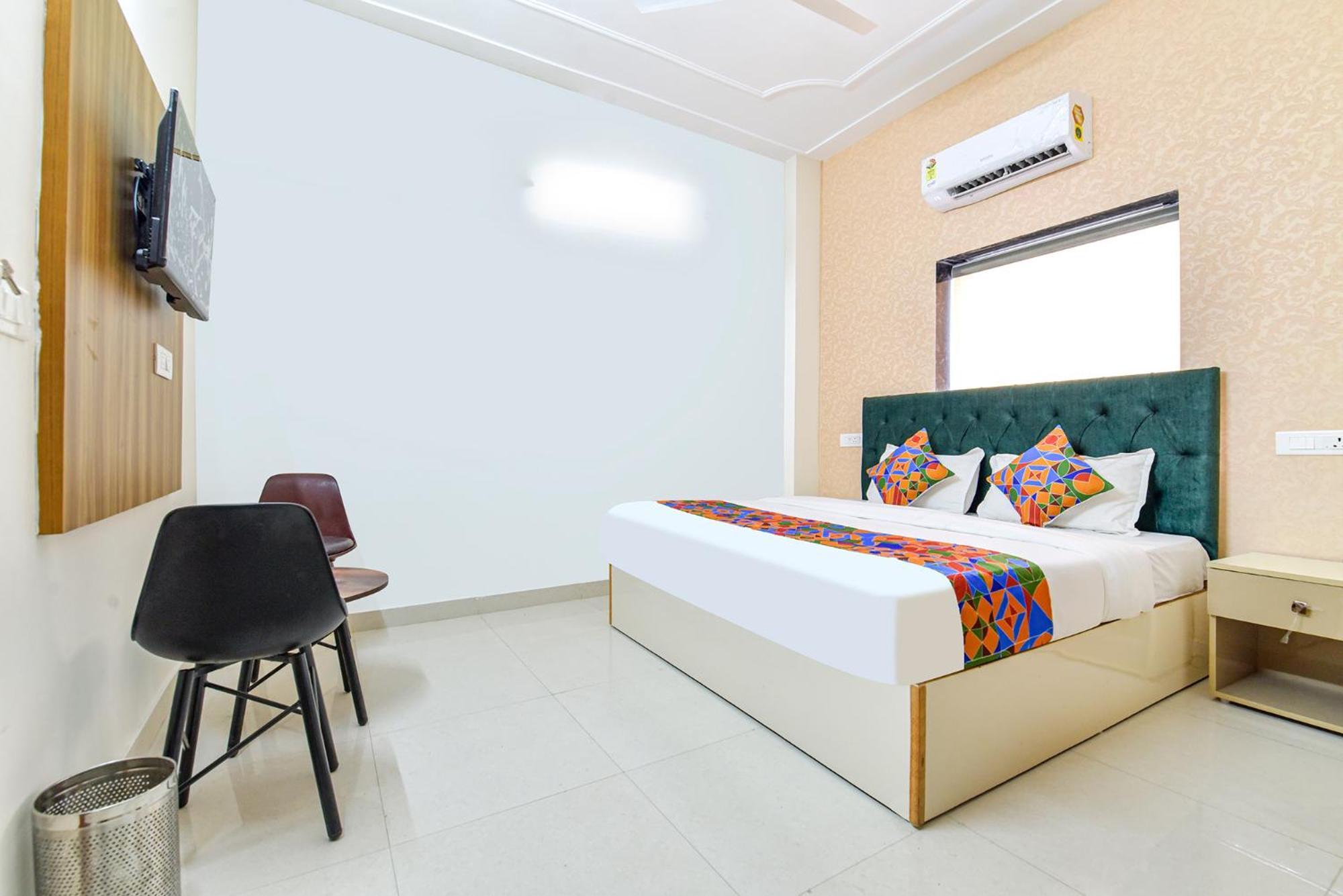 Fabhotel Prince 24 Mohali Екстер'єр фото