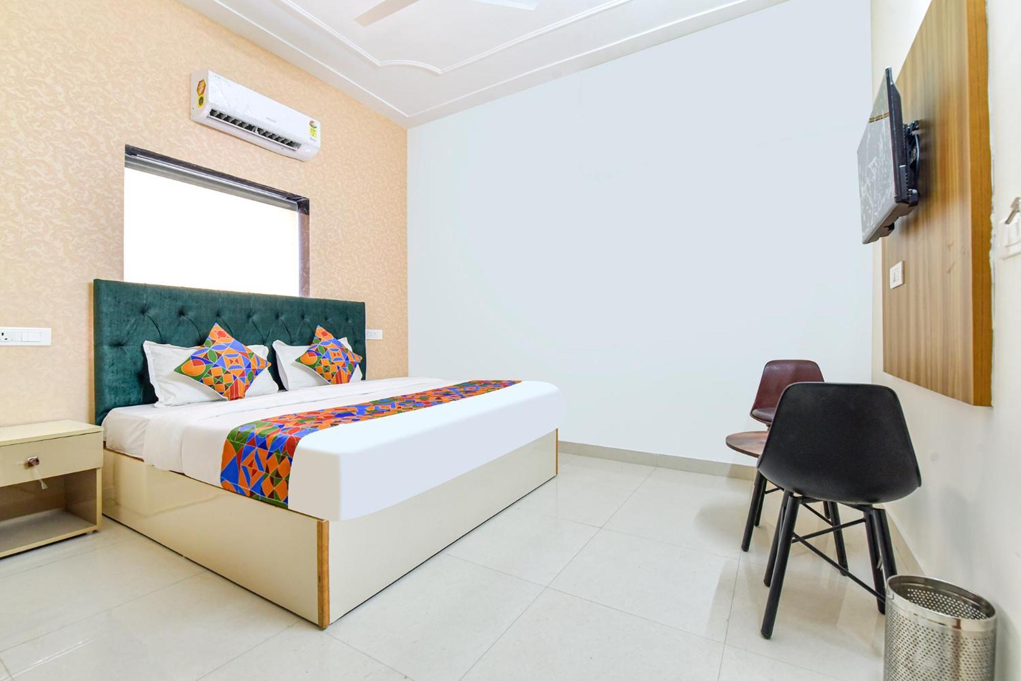 Fabhotel Prince 24 Mohali Екстер'єр фото